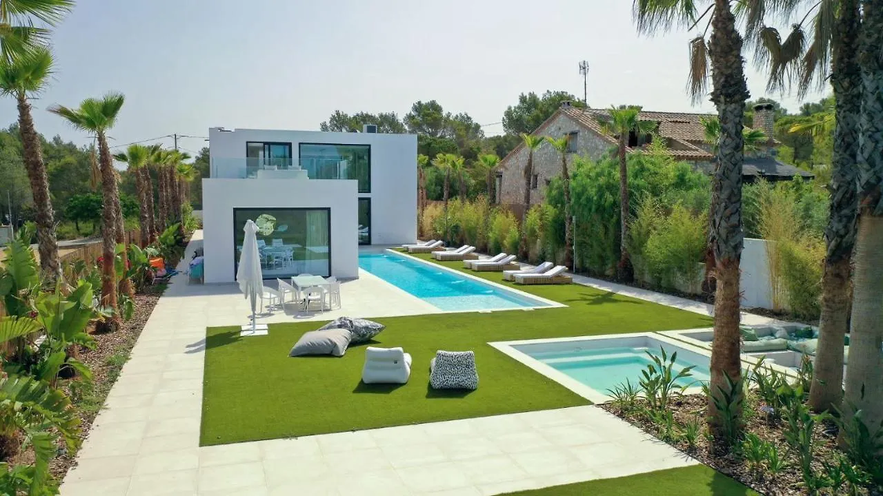 Contemporary Villa Near Sitges Hills L'Arbocar
